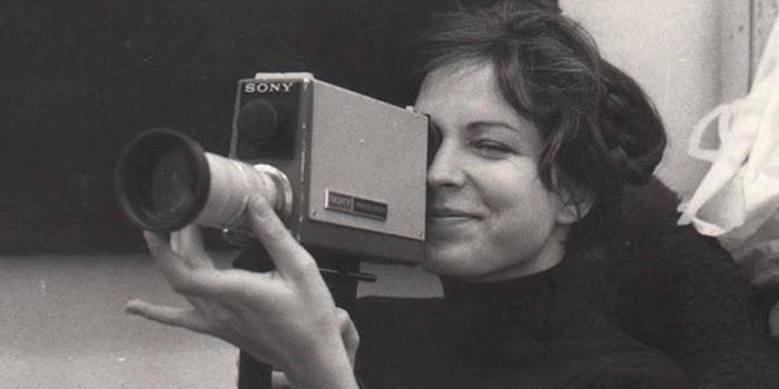 Atelier Vidéo documentaire – Du féminin au féminisme à travers le portrait et l’autoportrait filmé