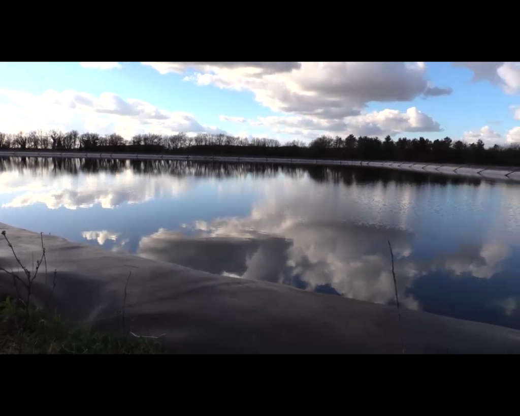 Une vidéo « 41 bassines dans le bassin du Clain » !