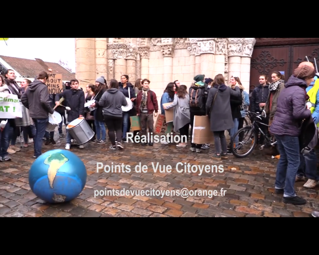[vidéo] La manifestation de Poitiers pour le climat par « points de vue citoyens »