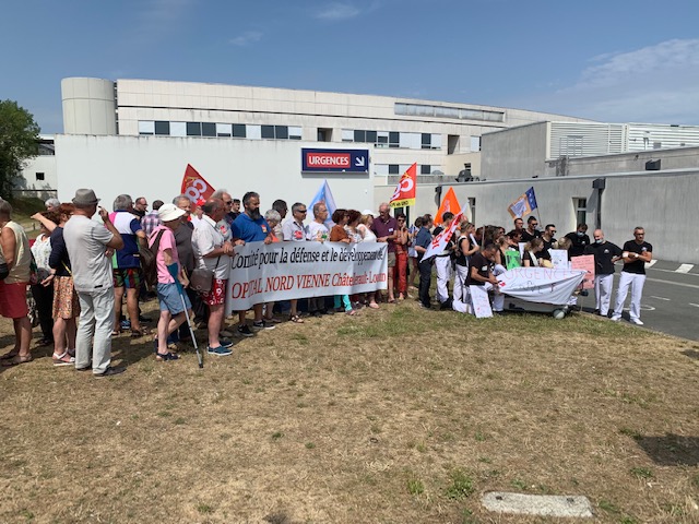 Châtellerault mardi 2 juillet 2019 : les urgentistes en grève pour réclamer des moyens supplémentaires