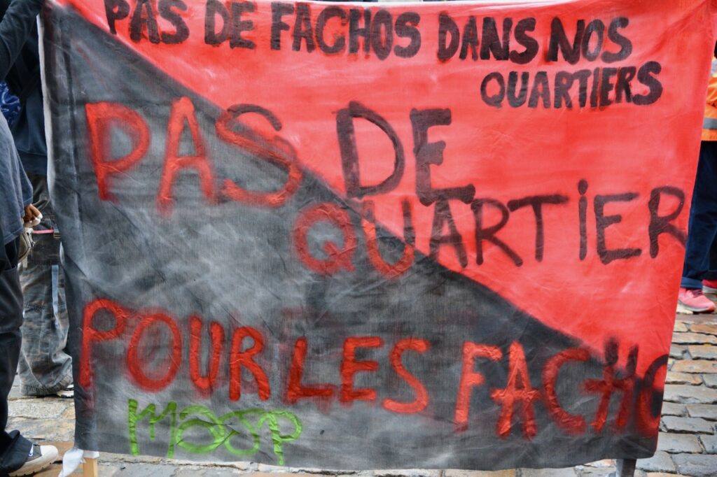 [Photos] Poitiers antifasciste ? Plus que jamais !