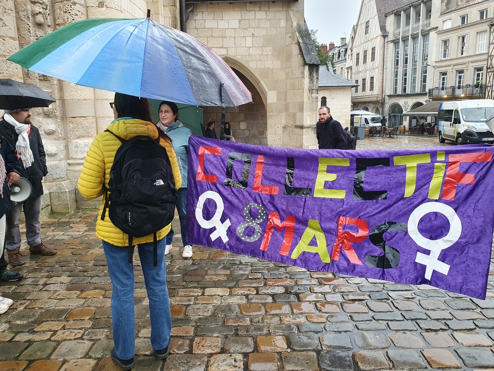 [vidéo, photos] Rassemblement à Poitiers contre les violences sexistes