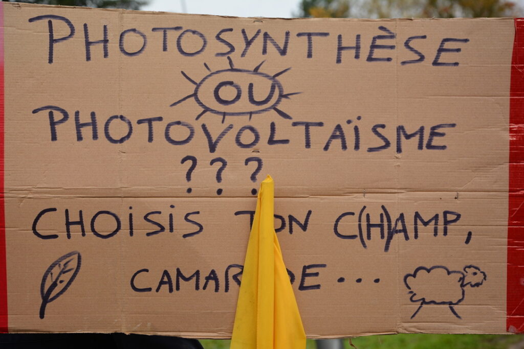 [Photos-Vidéos] « L’agrivoltaïsme » rend aveugle…