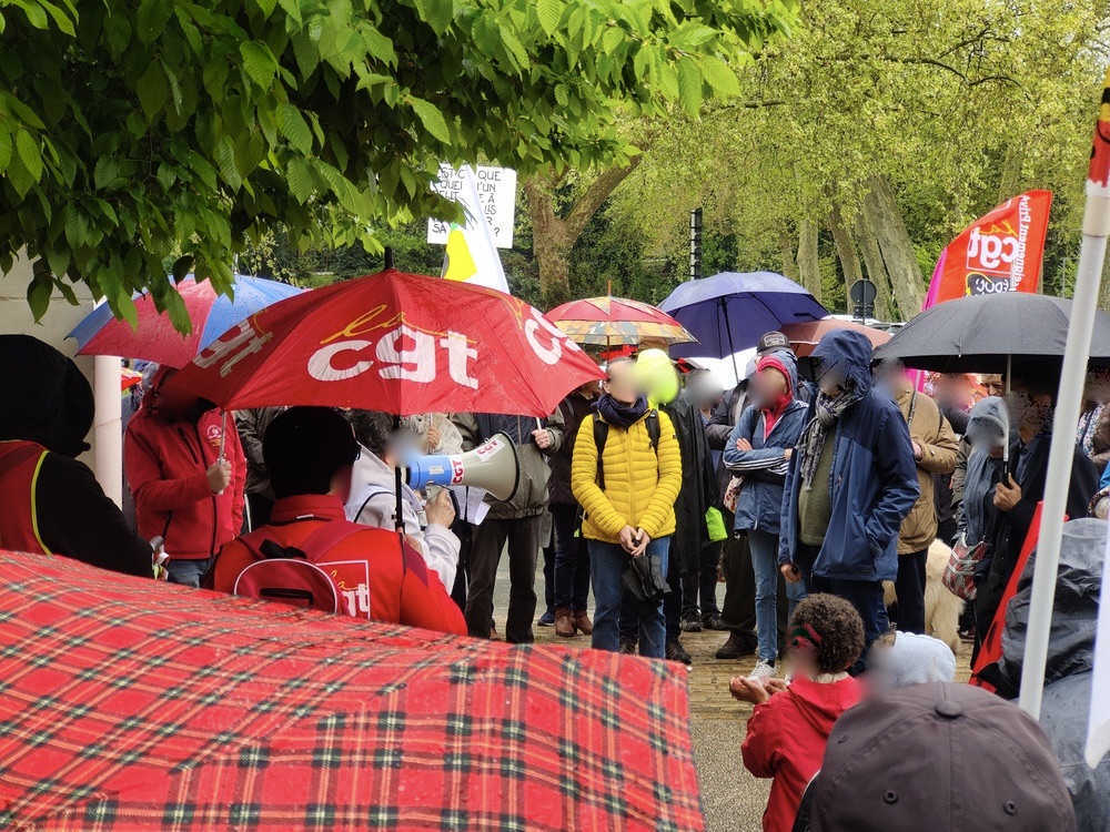 [Photos] Rassemblement du 12 avril à Poitiers : l’état de droit contre l’extrême-droite !