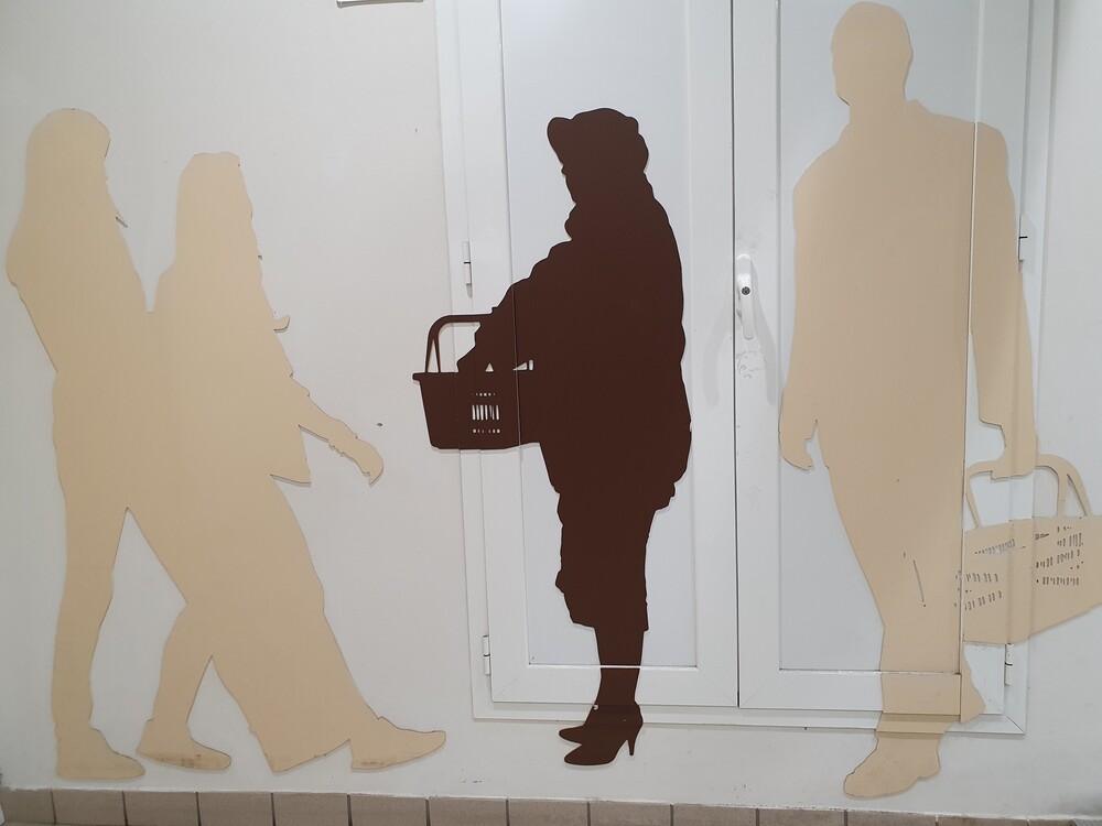 Petite annonce. C’est les soldes !