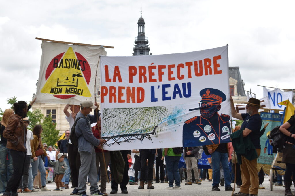 Poitiers, 7 juin, manifestation contre les méga-bassines