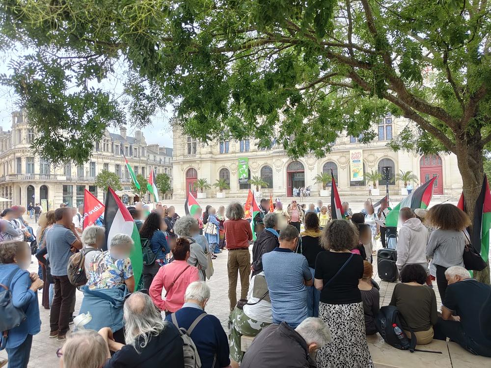 [photos] Entre 150 et 200 personnes au rassemblement pour la Palestine à Poitiers