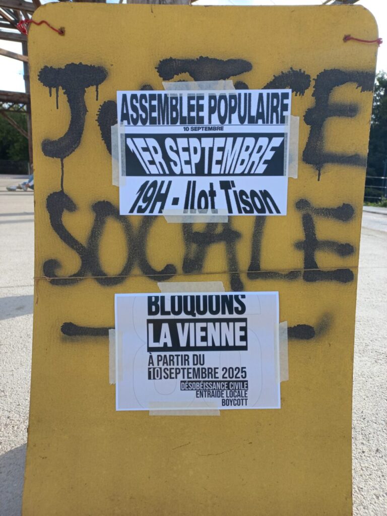 [Photos] Le 1er septembre on prépare, le 10 septembre on bloque !