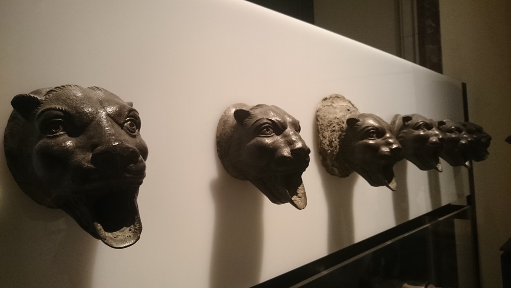 Les laboratoires du langage : le retour du virus des années 30