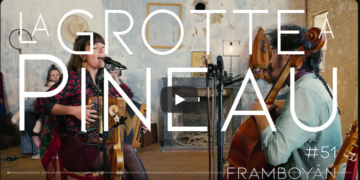 La Grotte À Pineau