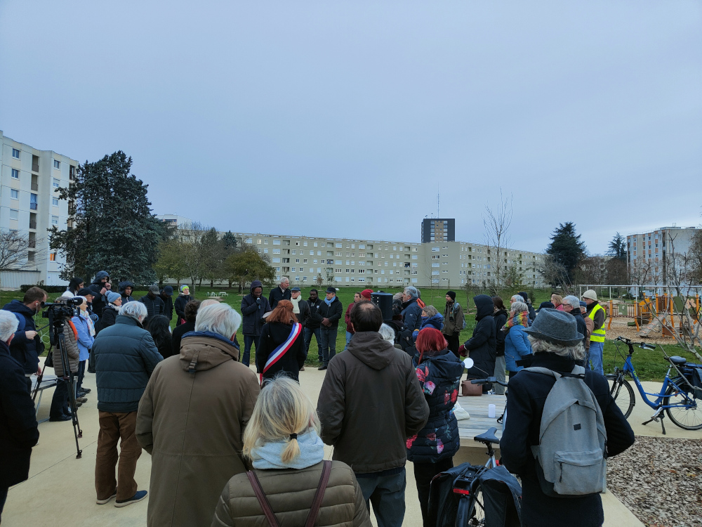 Hommage à Mehdi Kessaci à Poitiers