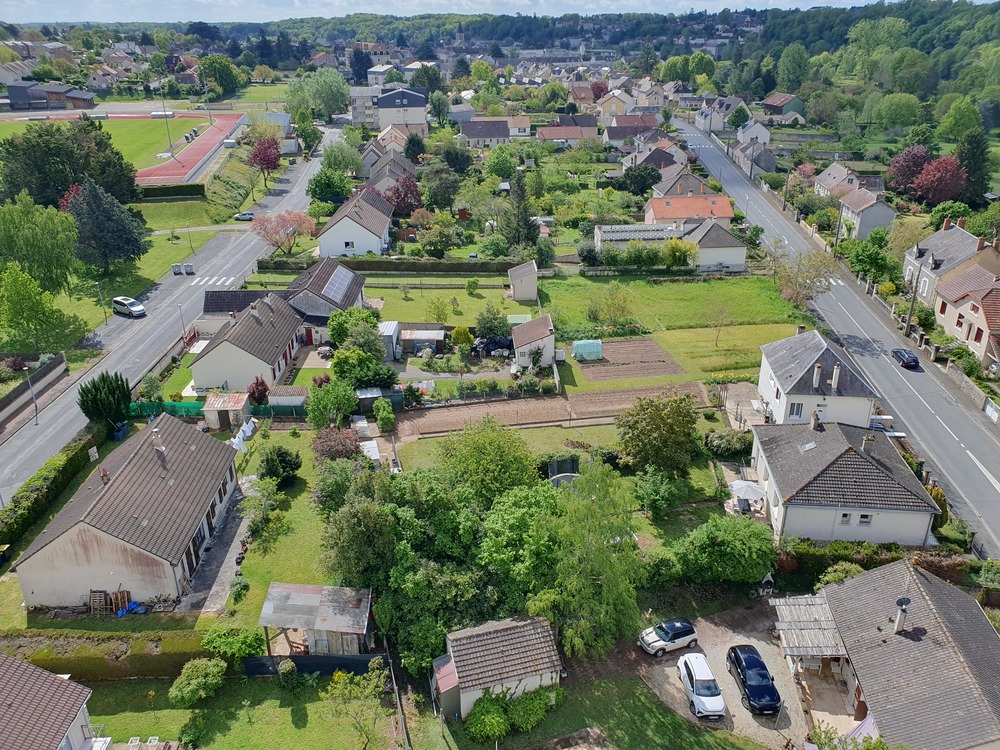 [son] La France a-t-elle sacrifié ses villes moyennes ?